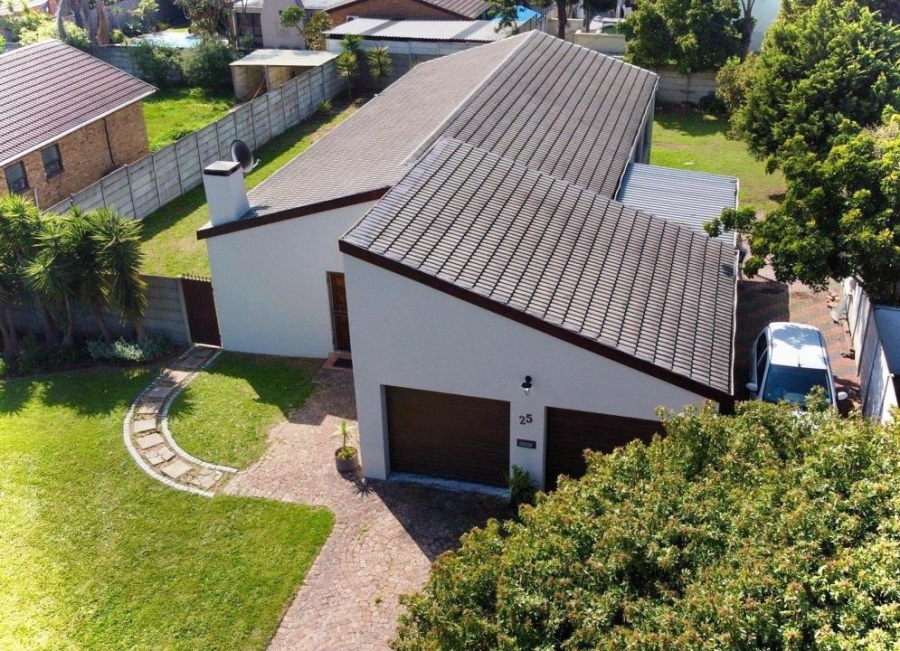 4 Bedroom Property for Sale in Rouxville Western Cape